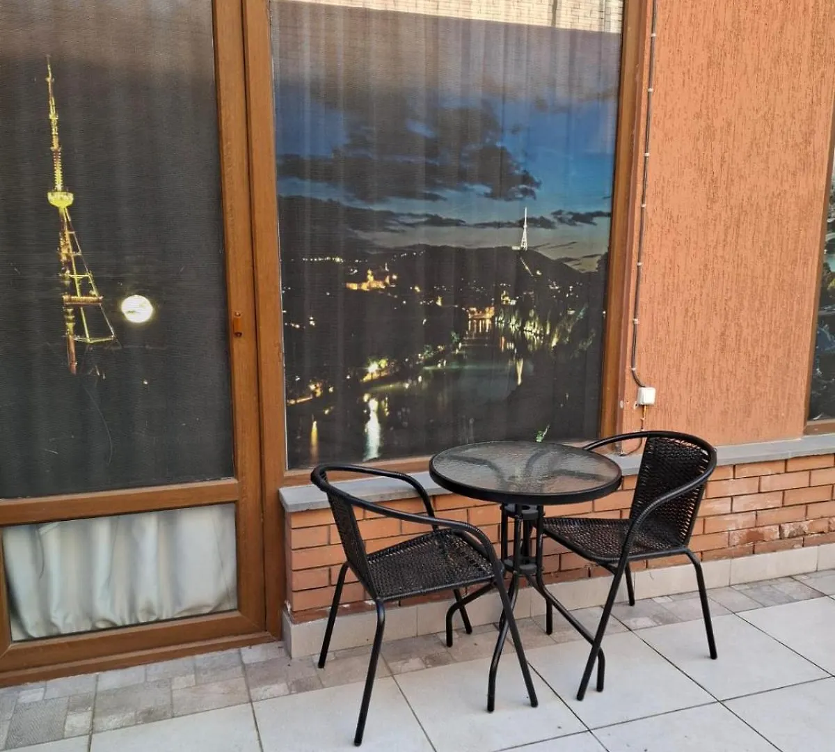 Aura Plaza Hotel Tbilisi Geórgia