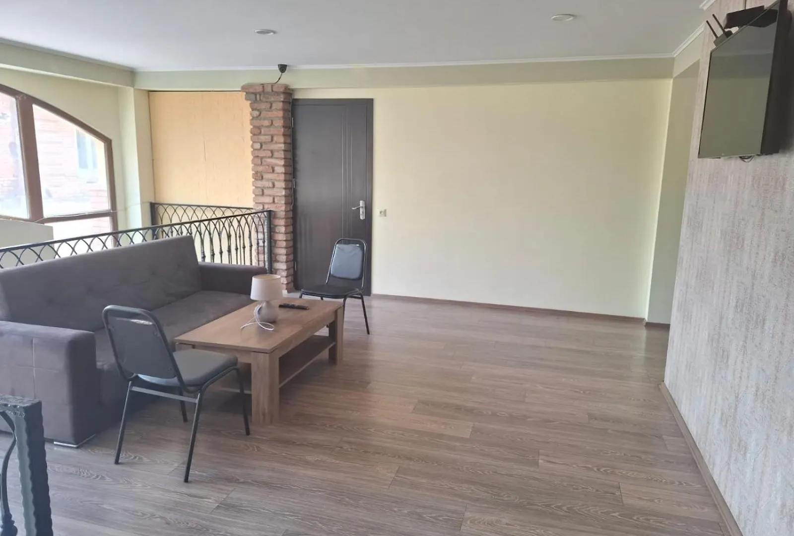 Aura Plaza Hotel Tbilisi 3*,  Georgia