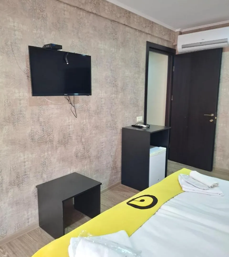 ***  Aura Plaza Hotel Tbilisi Geórgia
