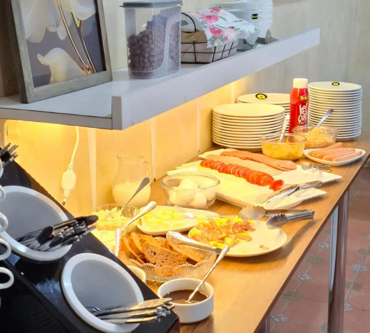 Aura Plaza Hotel Tbilisi