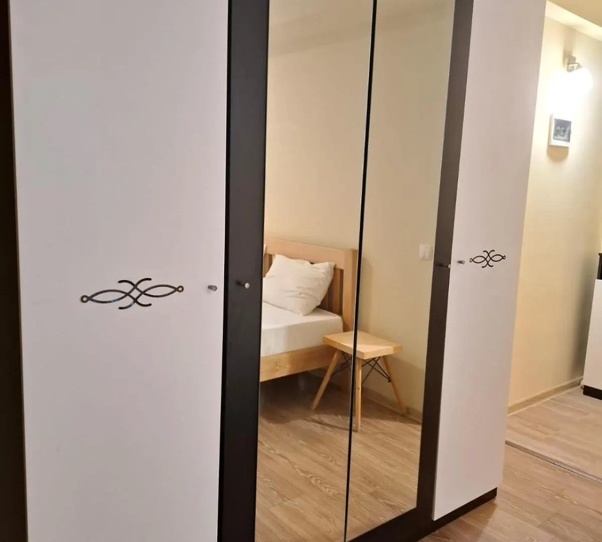 טביליסי Aura Plaza Hotel