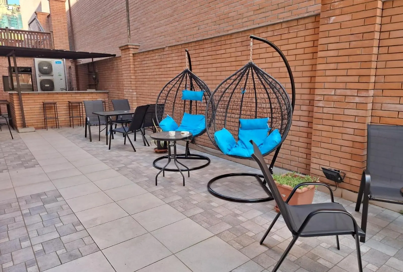 Aura Plaza Hotel Tbilisi 3*,  Georgia